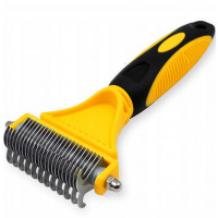 TRIMMER carded into quilts removes dead cat hair